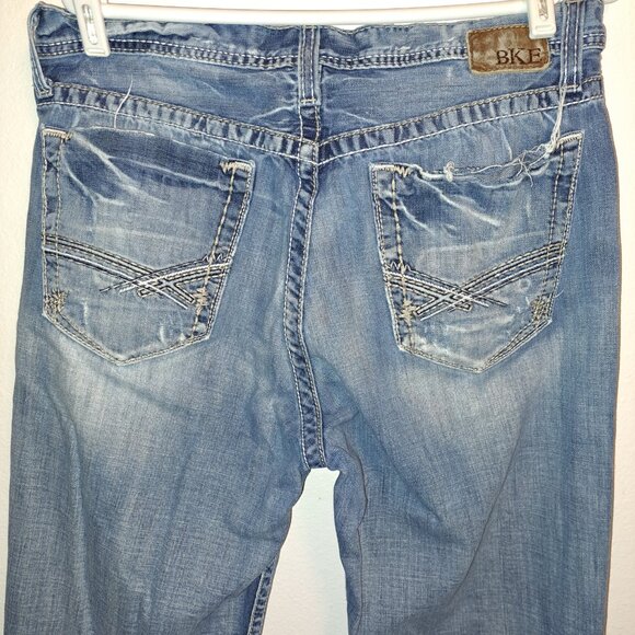 BKE Denim Tyler Distressed Embroidered Pocket Jeans size 36 - Picture 13 of 14